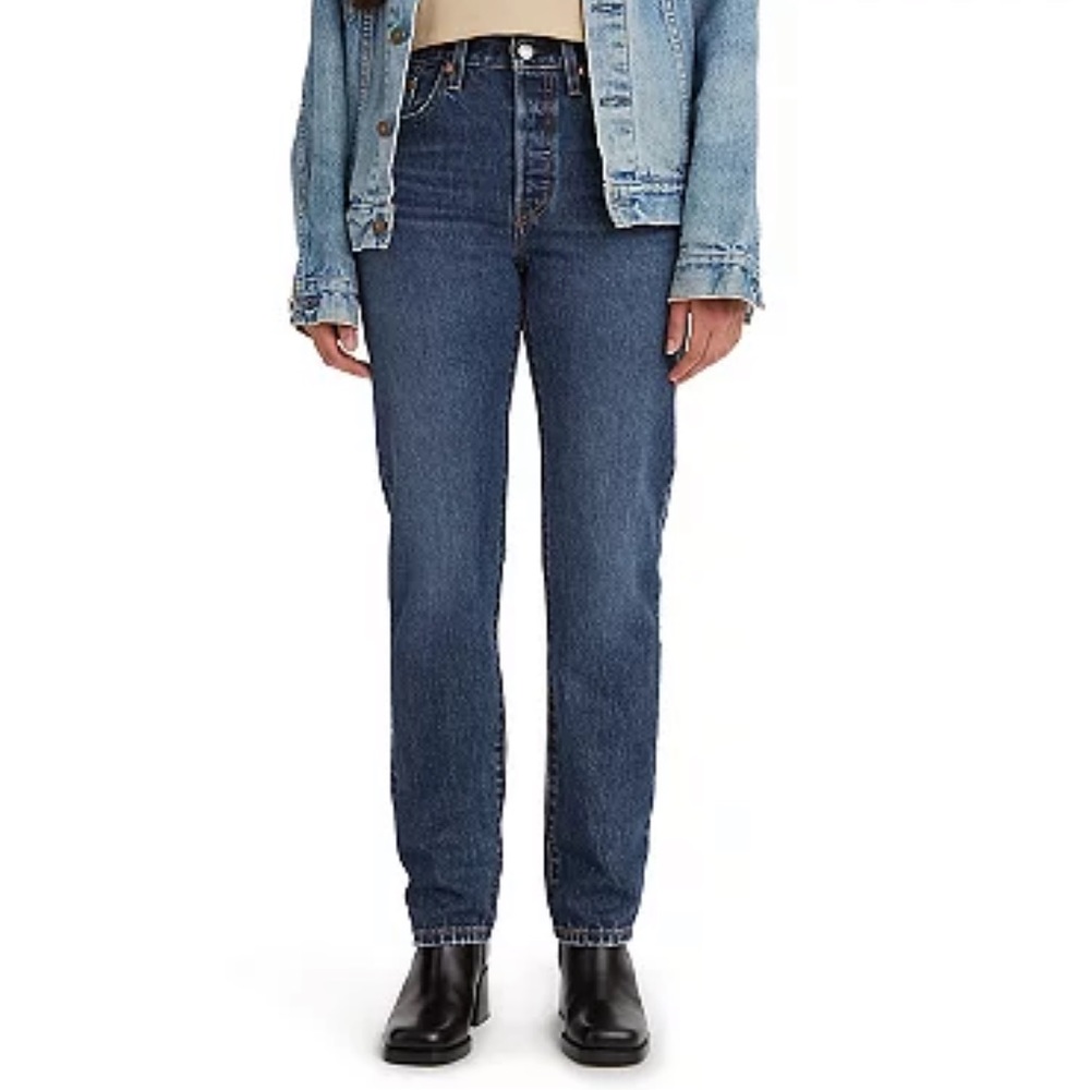 NWT - Levi’s high waisted mom jeans 👖